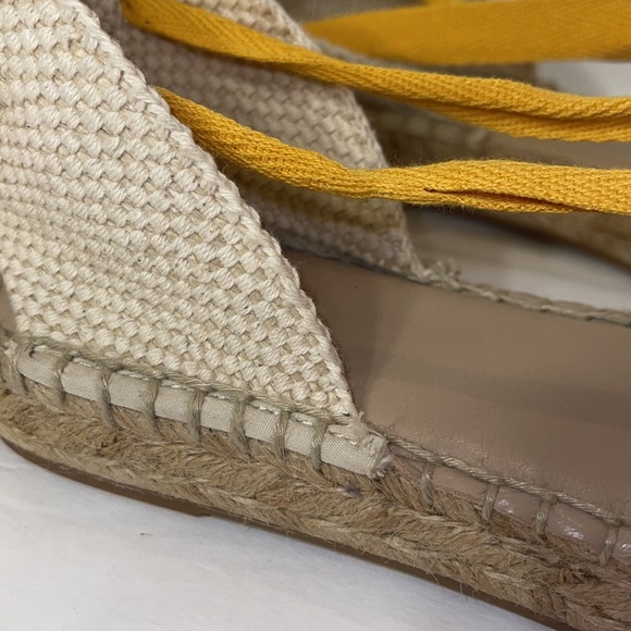 NWT ALDO Seniorita Yellow Wrap Tie Espadrilles 8.5 - Picture 11 of 12